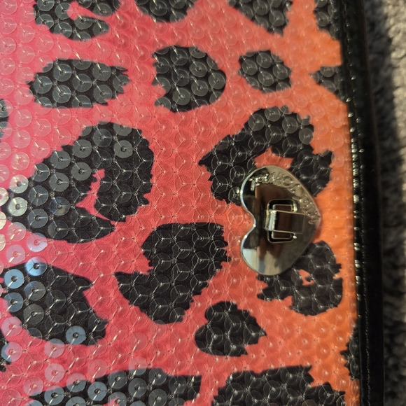 Betsey Johnson Pink Leopard Sequin Clutch - Picture 3 of 7